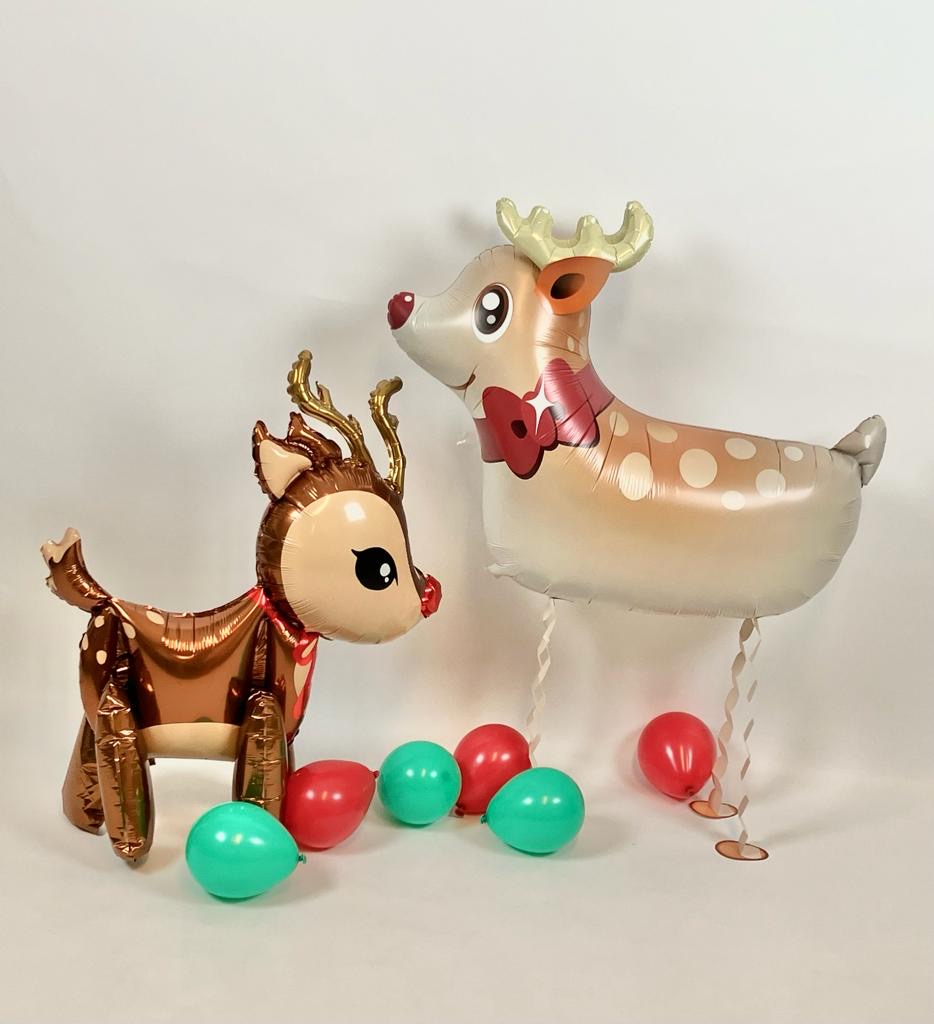 Het moederrendier en haar kalf.